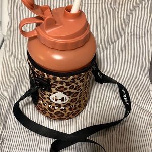Hydrojug